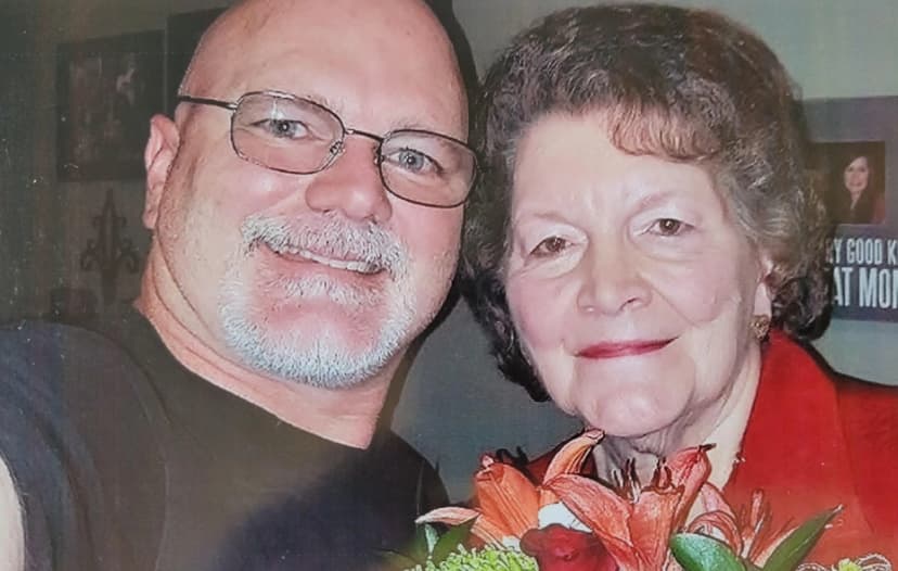 I LOVE YOU MOM❤️ You wer the best Nana to my children, the best mother and best example of how to live for Jesus Christ. Thank you for my 58th birthday gift of knowing you were in the arms of Jesus ❤️